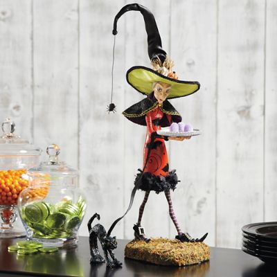 Bewitching Figure, Esmeralda
