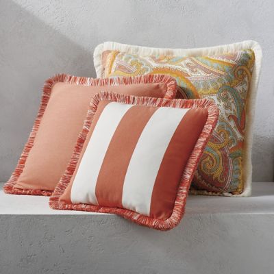 Outdoor pillows 2025 with fringe