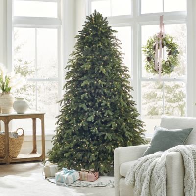 Image of 7.5ft Woodside Christmas Tree
