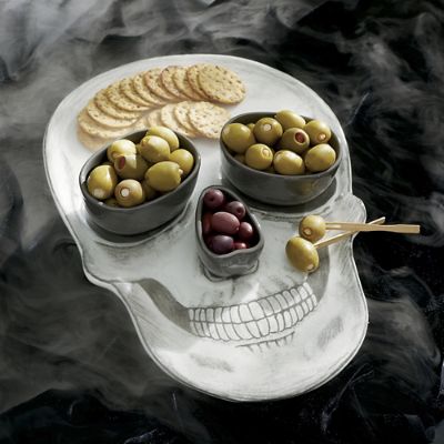Skull Platter with Bowls Grandin Road