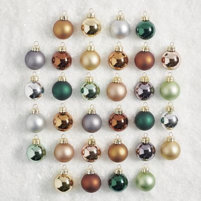 16.5x16.5 Indoor Christmas 'velvet Ornaments' Multi Square Throw