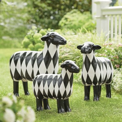 garden sheep statue