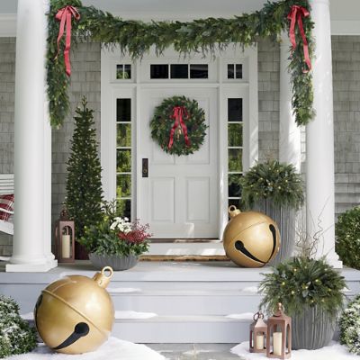 Farmhouse Christmas Cordless Garland Grandin Road