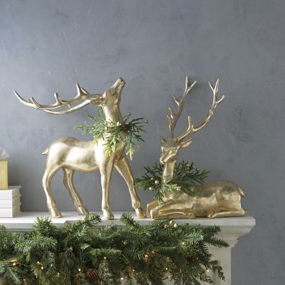 Reindeer Wreath Stand