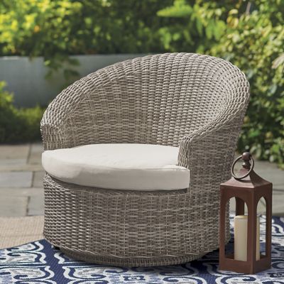 Outdoor wicker best sale circle chair