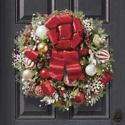 Dreaming of a White Christmas Wreath