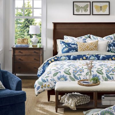 Dakota Wood Platform Bed | Grandin Road