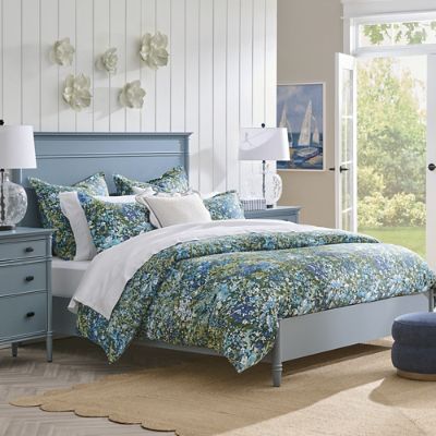 Dakota Wood Platform Bed | Grandin Road