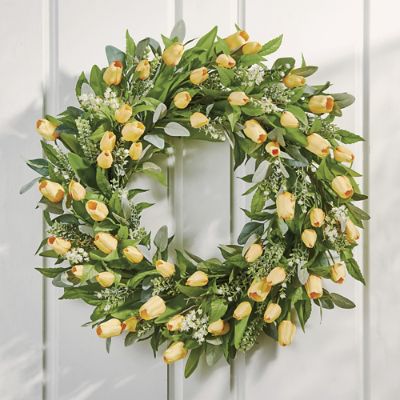 Terrace Tulip Wreath, 26