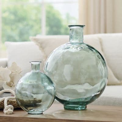 Photo inspiration: Visual Reference: Athena Recycled Glass Vase