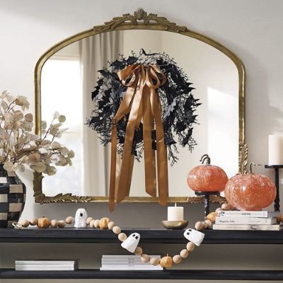 Batty Wreath with Ribbon, 18