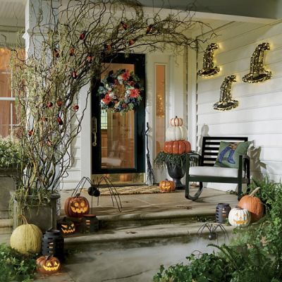 Ghoulish Mix Wreath, 28