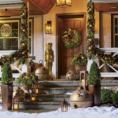Animated Gold Nutcracker | Grandin Road