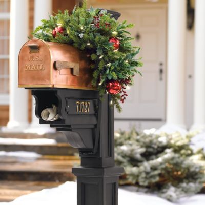 Cordless Holly and Berry Mailbox Swag | Grandin Road