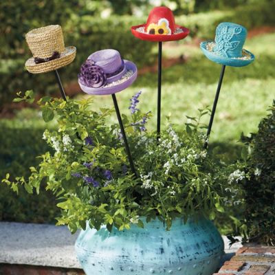 Staked Dressy Hat Bird Feeder Grandin Road