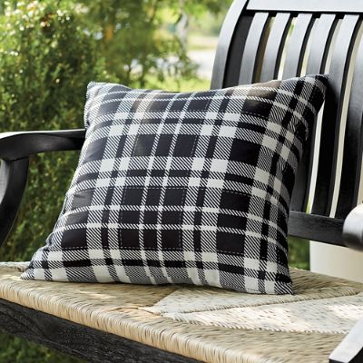 Black and white discount checkered outdoor pillows