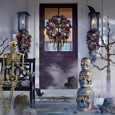 Halloween Wreaths & Garland | grandinroad